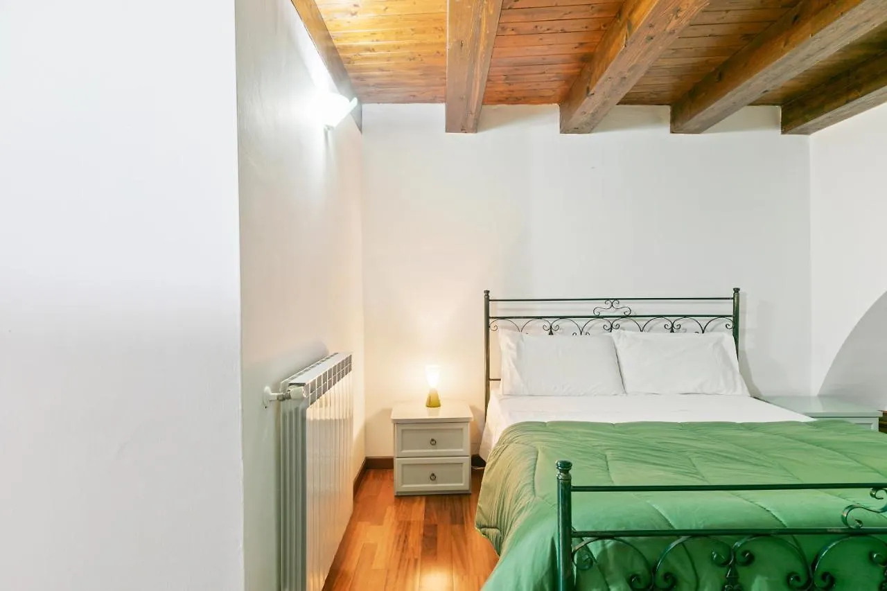 Vittorio Emanuele & Via Roma Colorful Apartment Palermo Italy