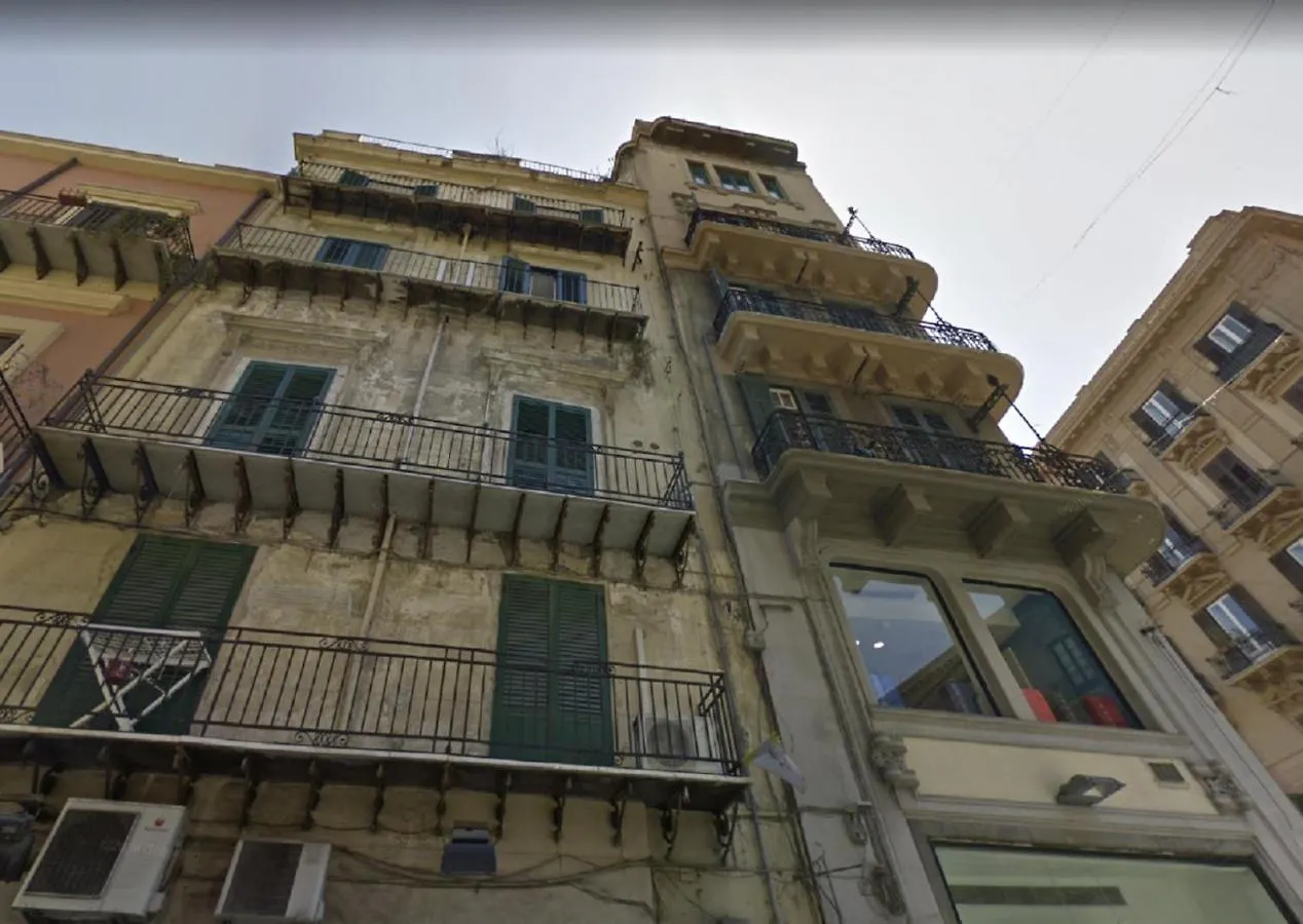 Vittorio Emanuele & Via Roma Colorful Apartment Palermo